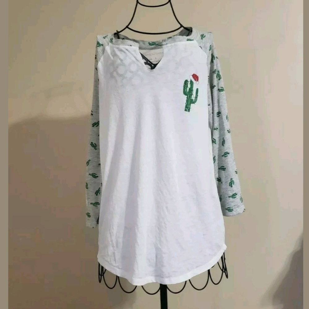 Grayson Threads Christmas Cactus 3/4 Sleeve Tee